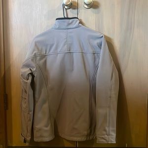 Great mid weight carhartt jacket size small regular